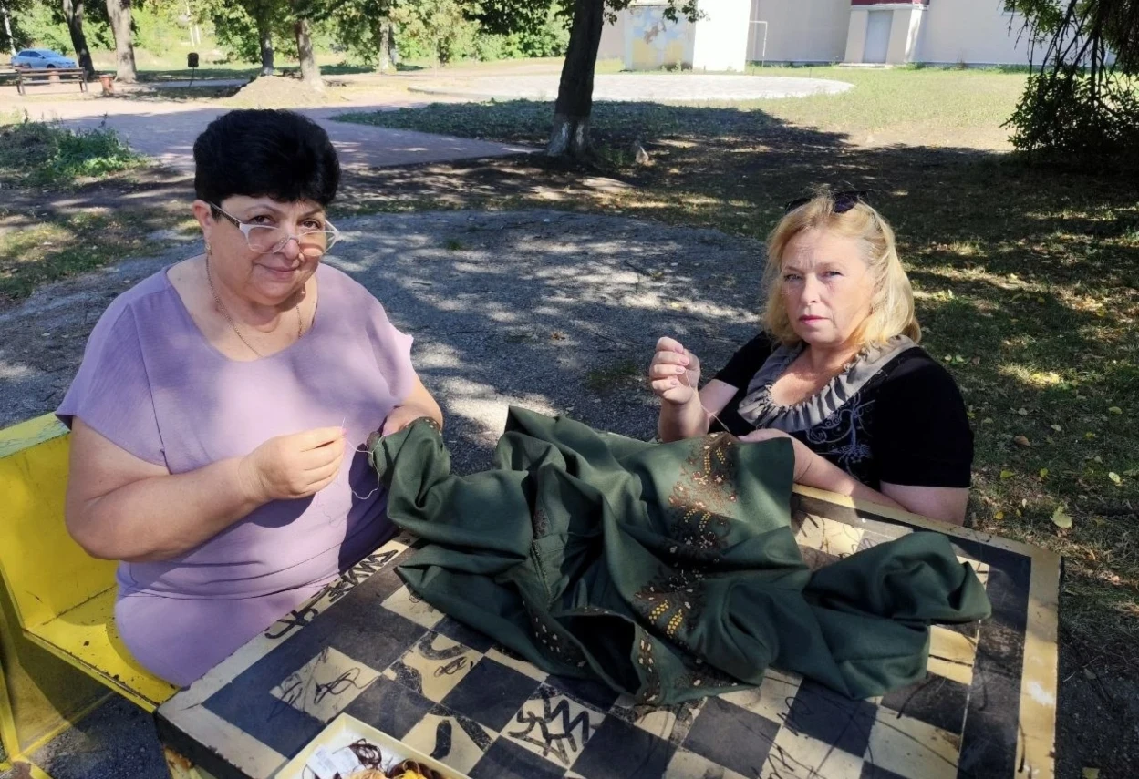Людмила Степанова та Світлана Свірбій