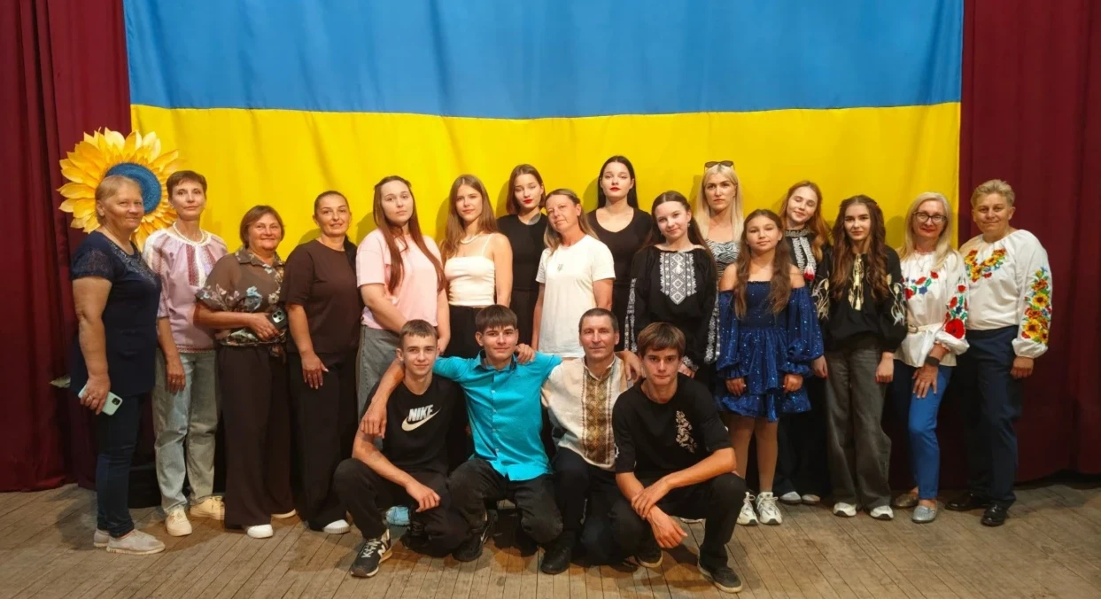 Учасники благодійного концерту в селі Макариха 
