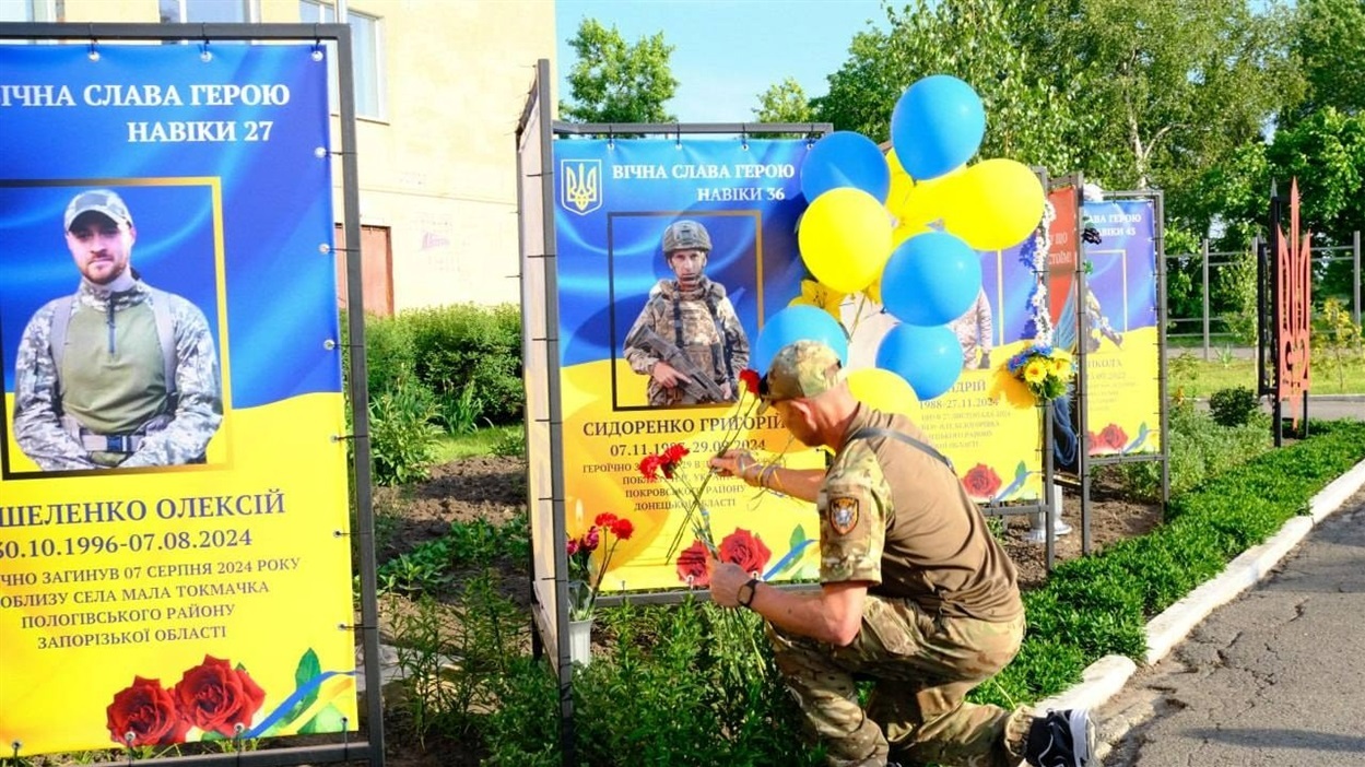 Сергій Маштега на Алеї Слави