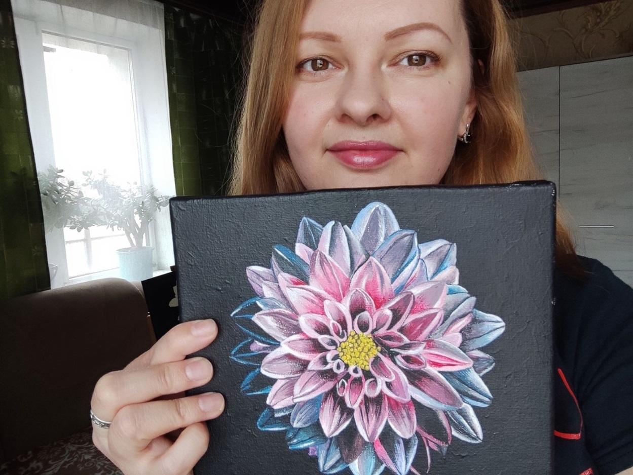 Олена з картиною