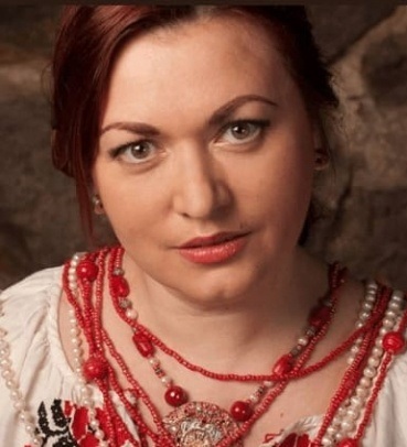Олена Степаненко