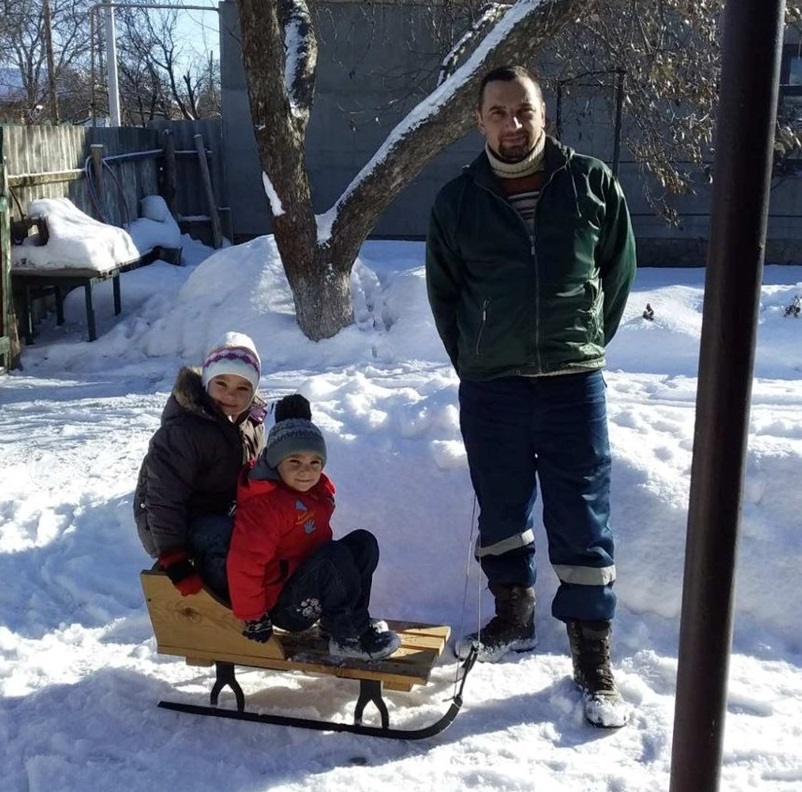 Сергій Назаров з дітьми
