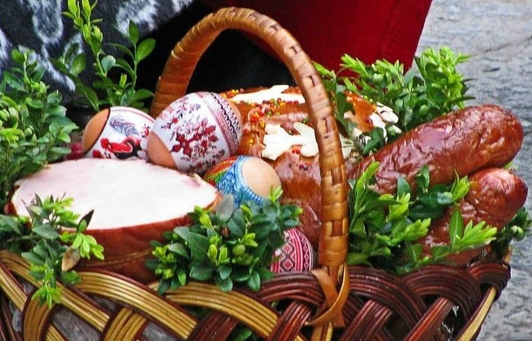 Пасхальний кошик
