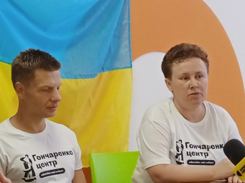 Олексій Гончаренко та Вікторія Талашкевич