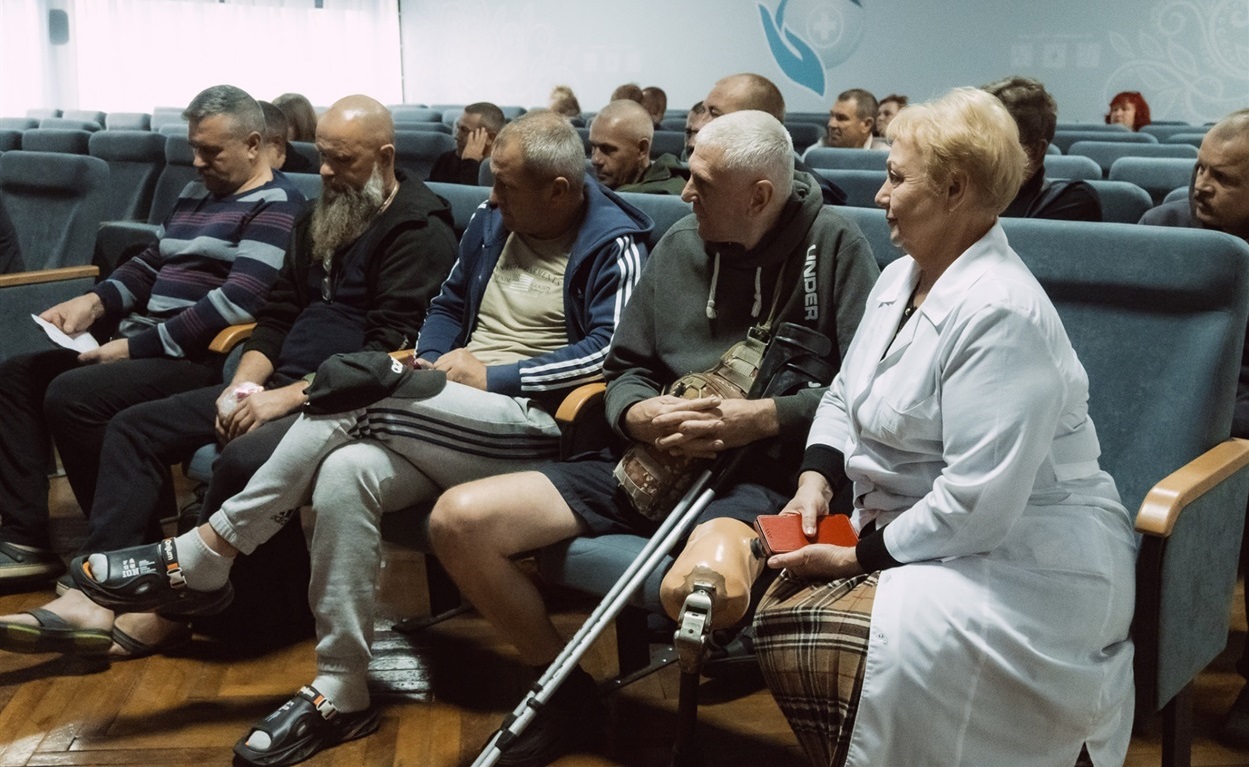 Наталія Пускай з ветеранами