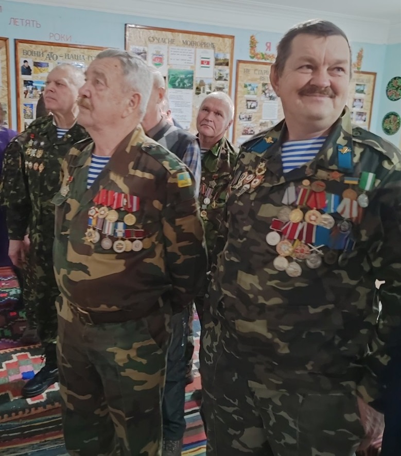Михайло Маляренко з друзями