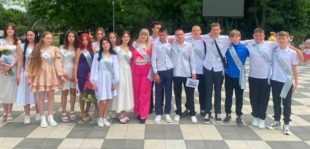 Випускники Дмитрівського ліцею