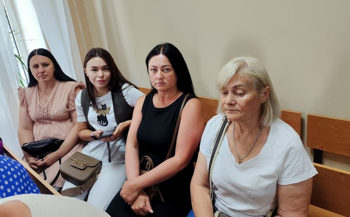 Зоозахисниці у залі суду