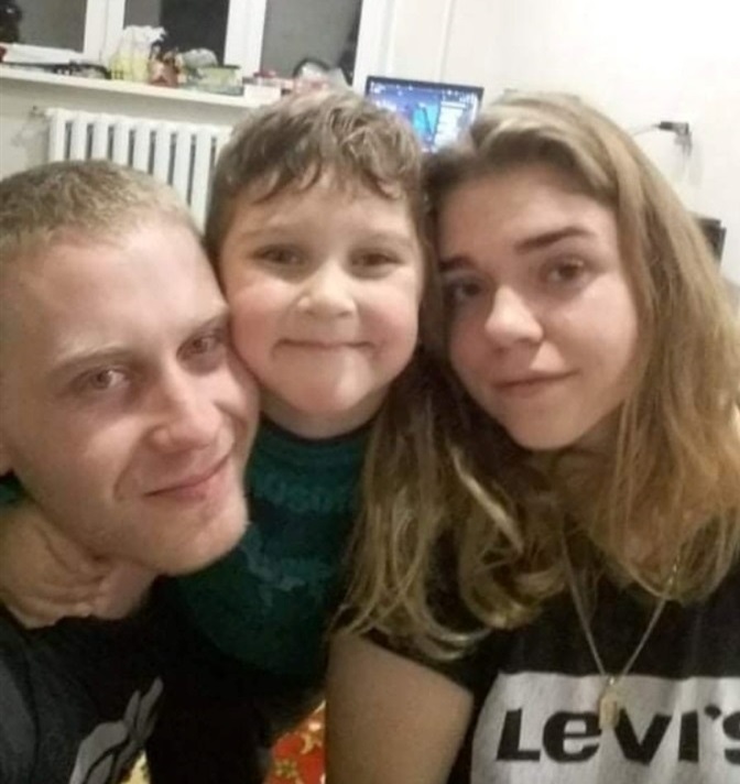 Вадим із дружиною та сином