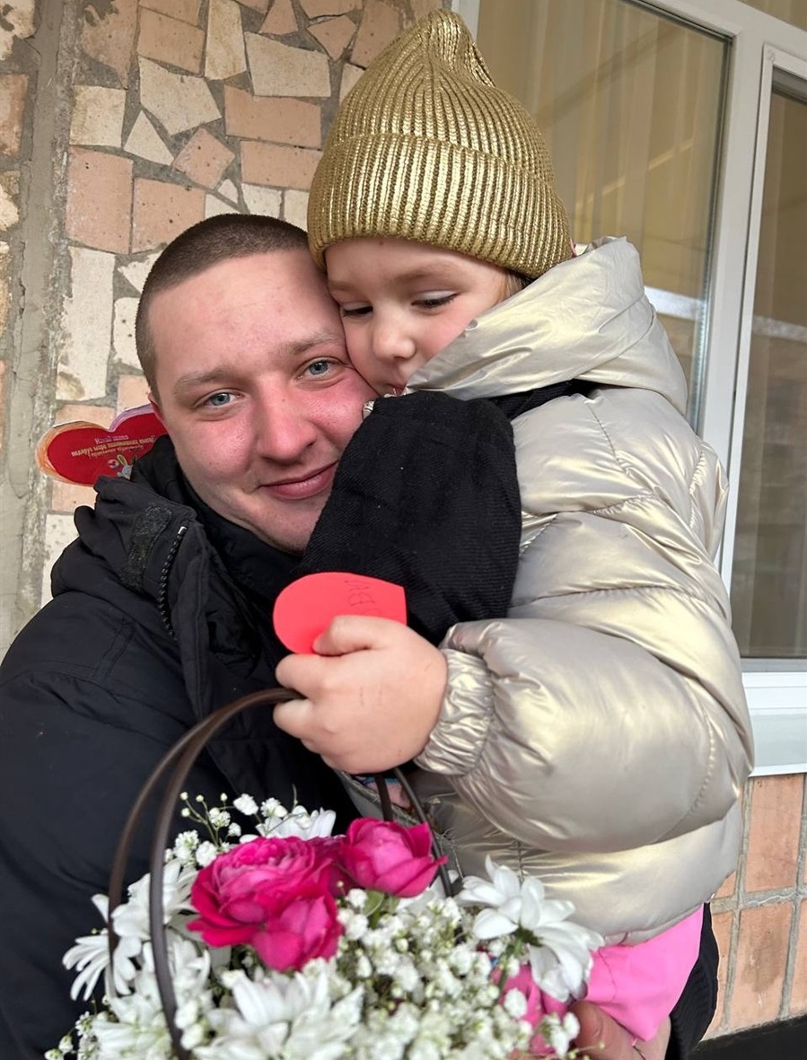 Микита з племінницею