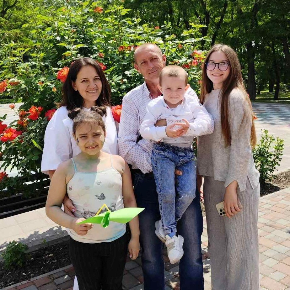 Родина Левандовських. Юлія та Володимир з дітьми