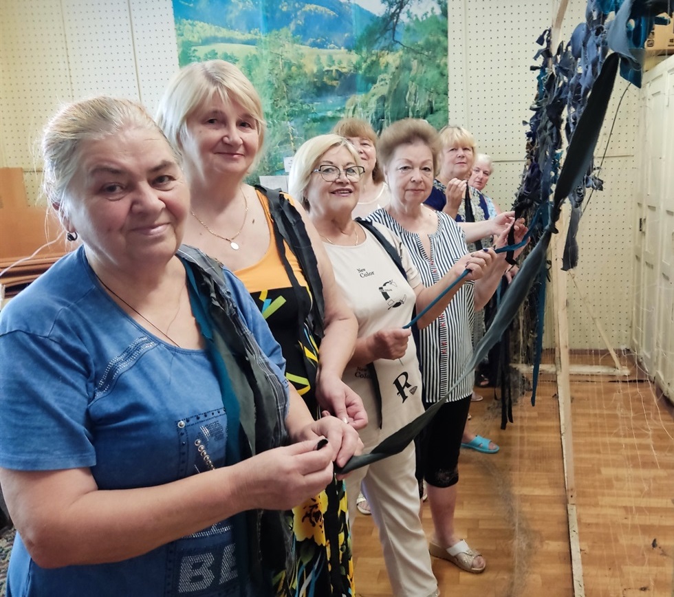 Під час виготовлення маскувальної сітки
