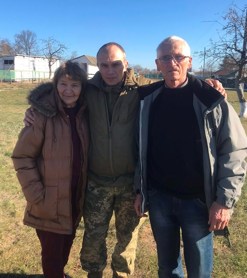 Руслан з мамою і татом