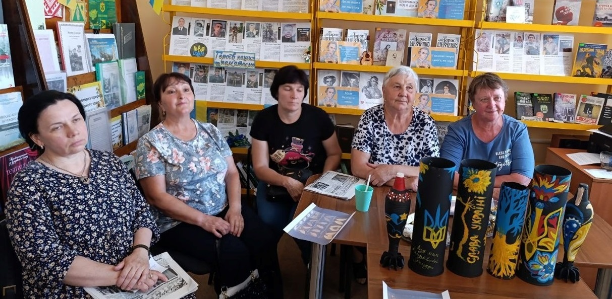 Наталія Хомовська, Світлана Зарецька, Марія Бубнова, Ольга Бондаренко, Надія Бутенко