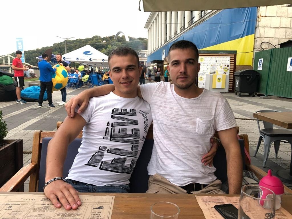 Антон Заєць з братом Сергієм