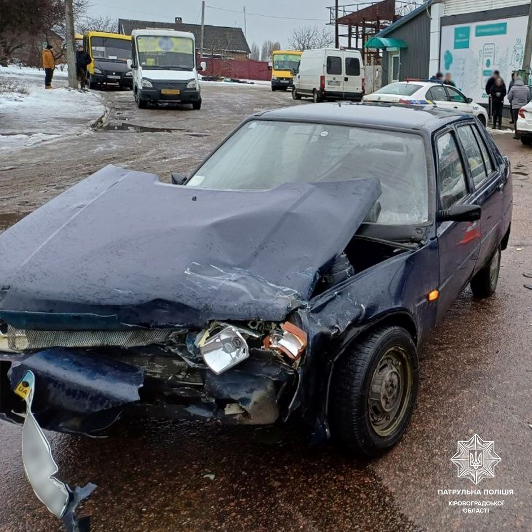 Пошкоджента автівка у ДТП