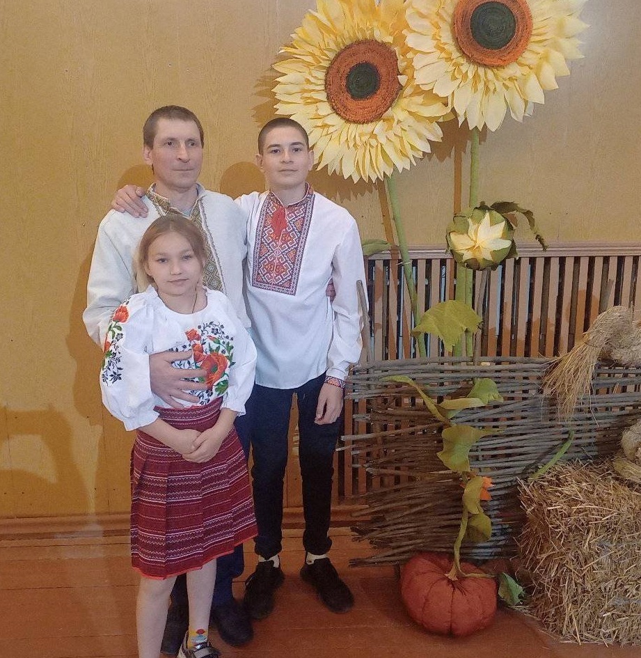 Талановита родина: Микола, Дмитро та Карина Зіміні