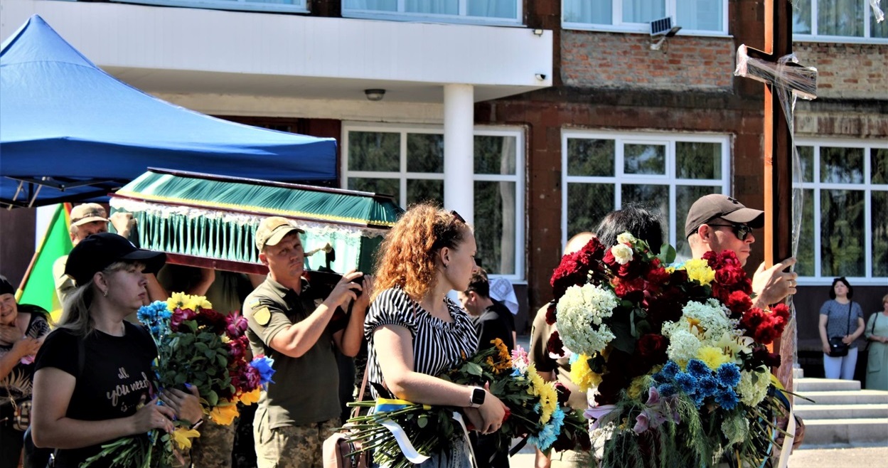 Під час поховання полеглого захисника