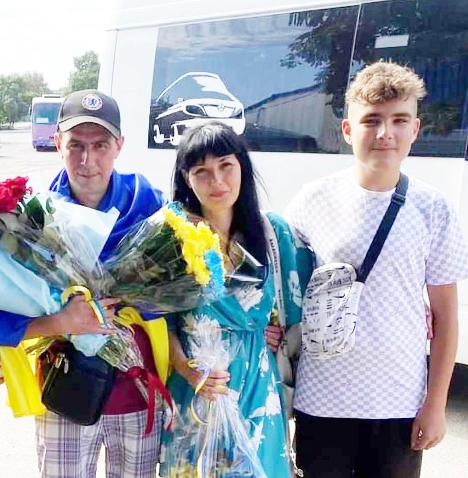 Олександр Іванов з дружиною та сином